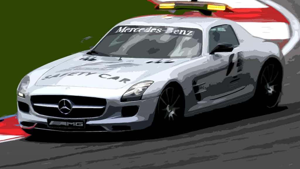 La voiture de sécurité de Mercedes-Benz, lors des courses automobiles