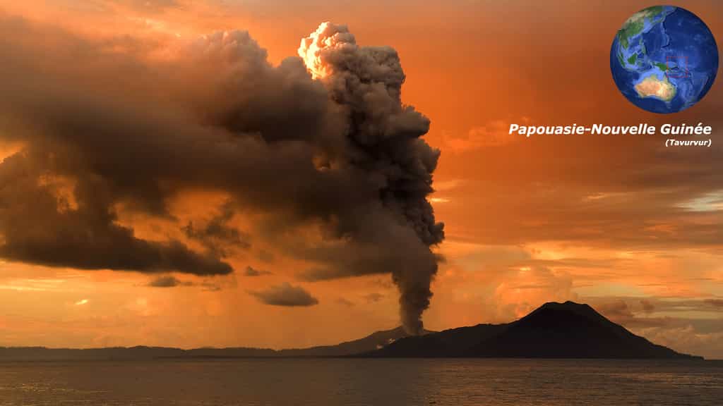 Le Mont Tavurvur, en Papouasie-Nouvelle-Guinée. Le Mont Tavurvur est un volcan situé dans la baie de Rabaul, en Papouasie-Nouvelle-Guinée. Récemment, il est entré en éruption en 2014. Cette éruption a projeté de nombreuses cendres dans les environs. Les éruptions précédentes dataient de 1937, 1941, 1943 et 1994-1995. L'éruption de 1994-1995 a conduit à l'évacuation et la destruction de la ville de Rabaul, qui a perdu son statut de capitale depuis cette date. © Taro Taylor, CC by 2.0
