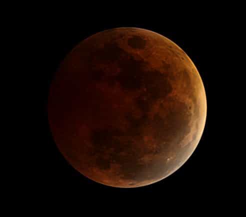 L'Eclipse Totale de Lune du 28 Octobre 2004