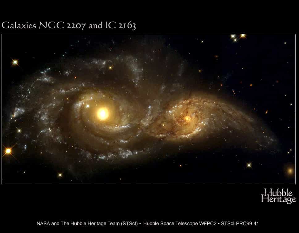 Hubble : collision de galaxies