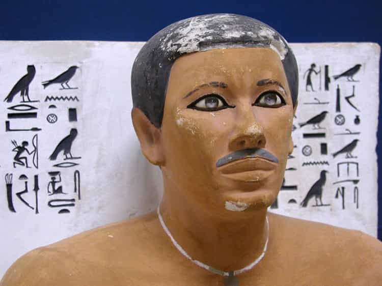 Statue du prince Rahotep, au Caire