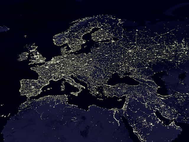 Image satellite de l'Europe et ses lumières