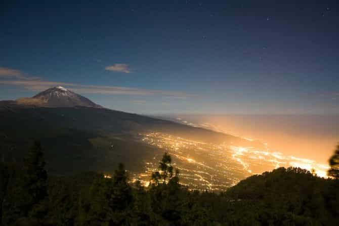Pollution lumineuse sur l'île de Tenerife, aux Canaries