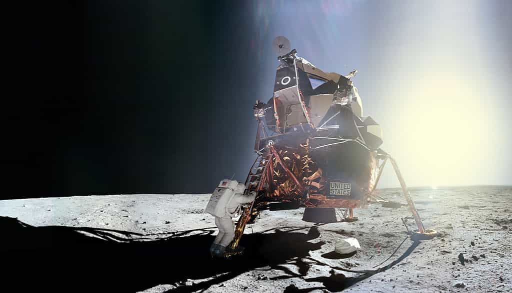 Moment de gloire... et d'éternité.. Moment de gloire... et d'éternité. Aldrin, ici photographié par Armstrong, reproduit les mêmes gestes qui viennent de faire l'histoire. Le vieux rêve de l'humanité s'est enfin réalisé : on a marché sur la Lune ! (Apollo 11) "Images NASA/JSC, Retraitements O. de Goursac, « LUNE », Tallandier, 2008"