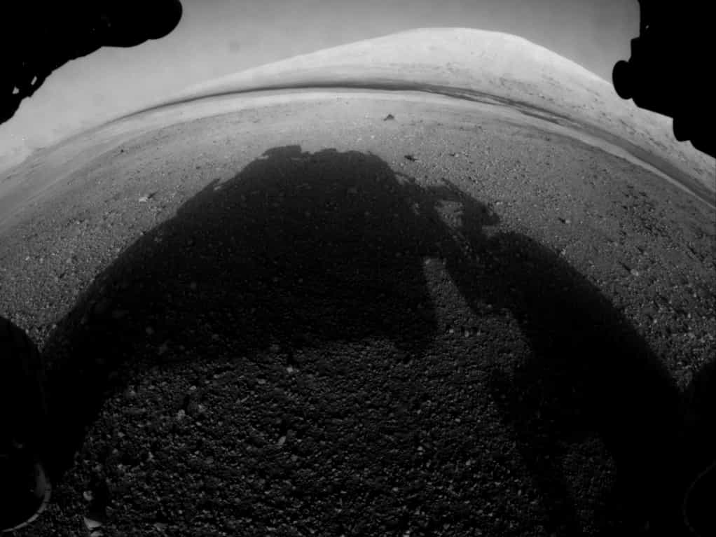 Une des premières vues de Mars par Curiosity