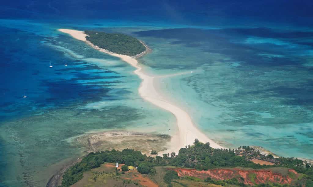 Vue aérienne de Nosy Iranja, Madagascar