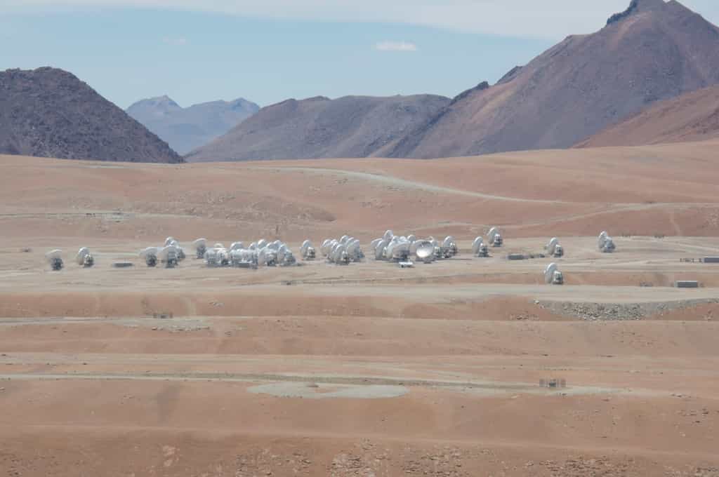 Alma, un télescope au milieu du désert