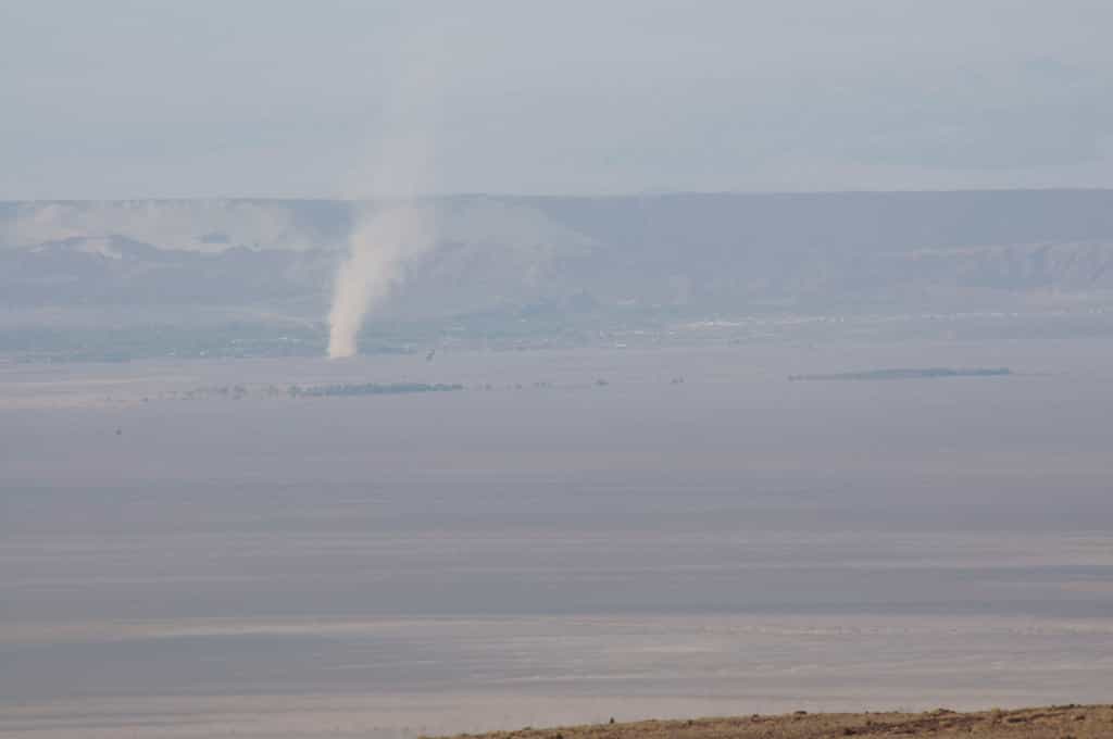 Un dust devil, tourbillon de poussière dans le désert d’Atacama