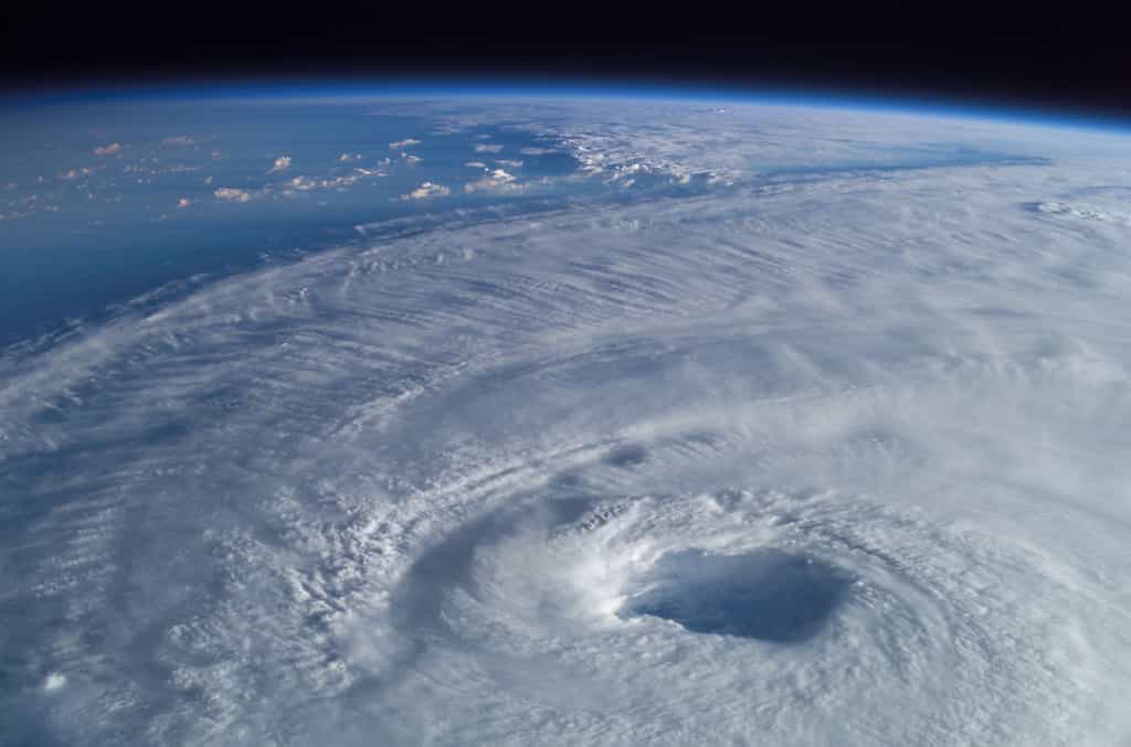 L’ouragan Isabel vu depuis l’ISS