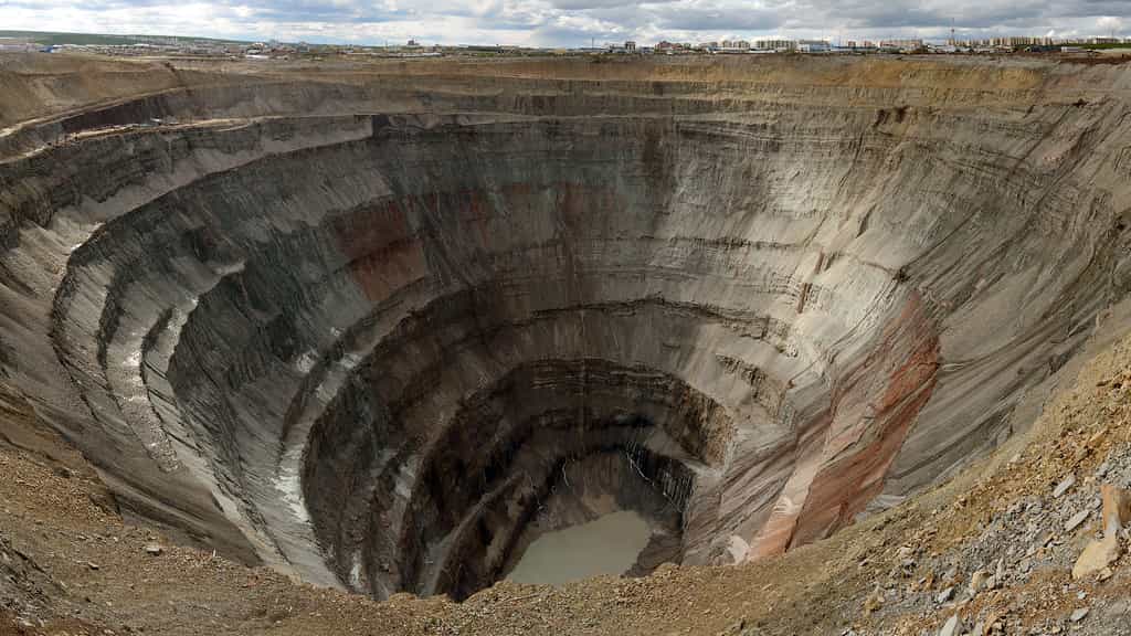 Mir, l'une des plus grandes mines au monde