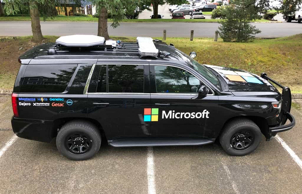 L’un des deux prototypes de SUV équipés du système de communications mobile développé par Microsoft et Kymeta. © Microsoft, Kymeta