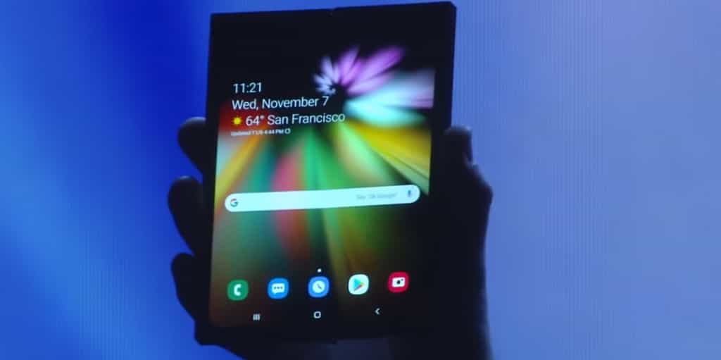 Le smartphone à écran pliable Infinity Flex Display. © Samsung

