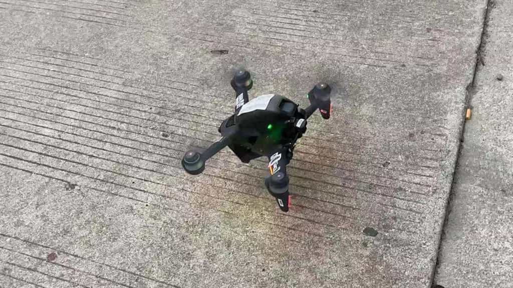 Voici les premières images d’un drone DJI conçu pour les courses. Qu’un constructeur de drone se lance sur ce secteur est une première. © @OsitaLV