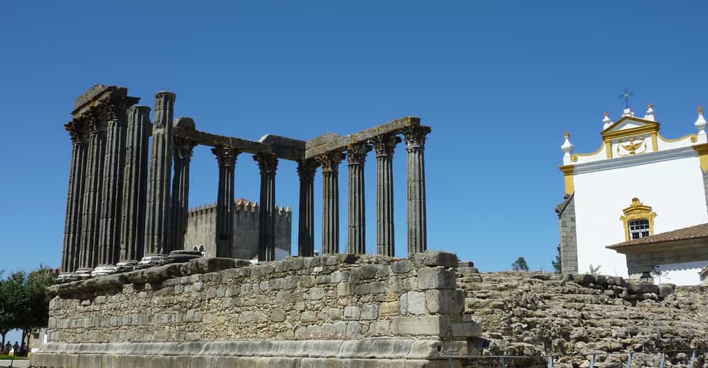 Évora et son temple romain