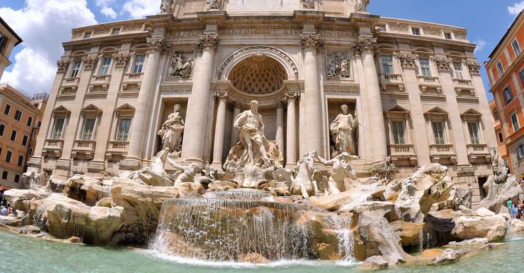 On ne visite pas l'Italie. On y voyage dans les paysages et dans l'histoire, dans le présent et dans la culture. La fontaine de Trevi est la plus célèbre de celles qui coulent à Rome. Mais il y en a bien d'autres à découvrir. © DR