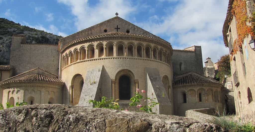 L'Hérault, ses monuments, ses abbayes et produits régionaux