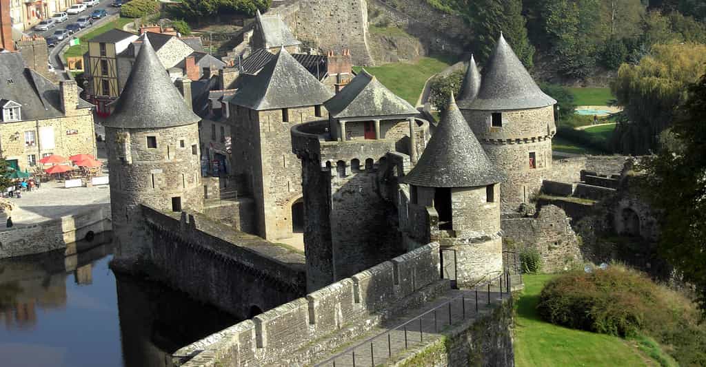 Châteaux de Fougères, de Combourg et de Châteaugiron