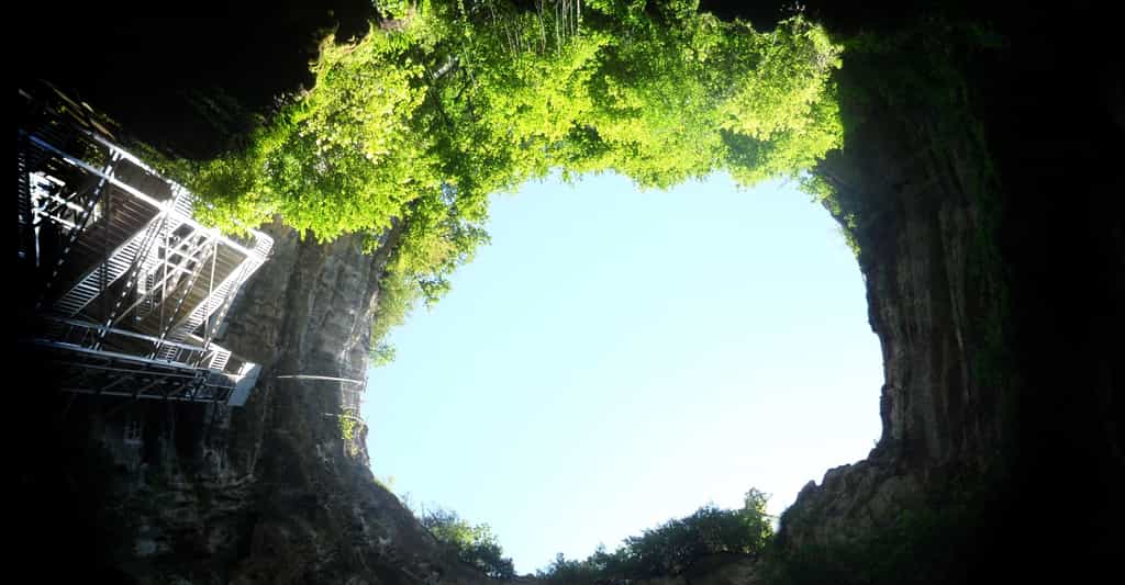 Cavités karstiques : les grottes les plus visitées