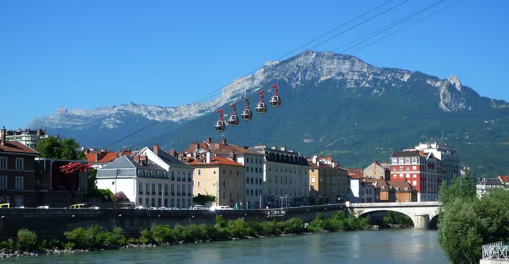 Isère : Téléphérique de la Bastille, Grenoble...