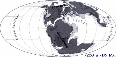Le monde à la fin du Crétacé : la situation tectonique