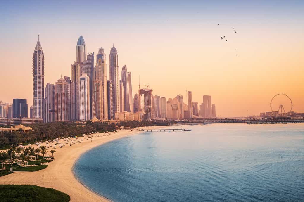 Chaleur et humidité rendent les conditions insupportables à Dubaï actuellement. © EdNurg, Adobe Stock