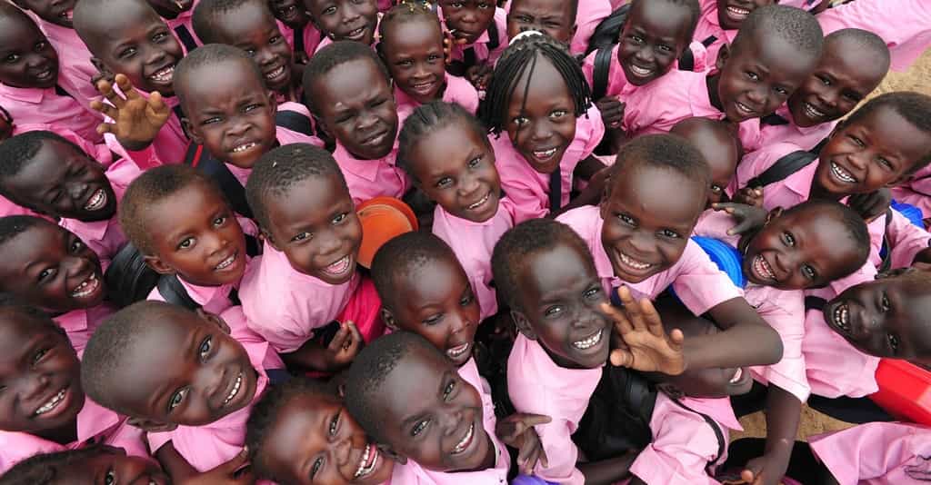 L’Afrique sub-saharienne paie un lourd tribut à la maladie Sida. Près de deux millions d’enfants dans le monde vivraient avec le VIH. © tpsdave, Pixabay