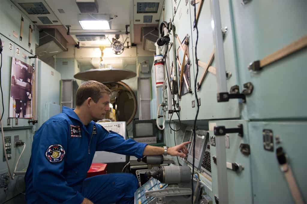 Maintenant à bord de la Station spatiale internationale, le Danois Andreas Mogensen va devoir débuter ses expériences. Il est vu ici s'entraînant au sol. © Esa, S. Corvaja