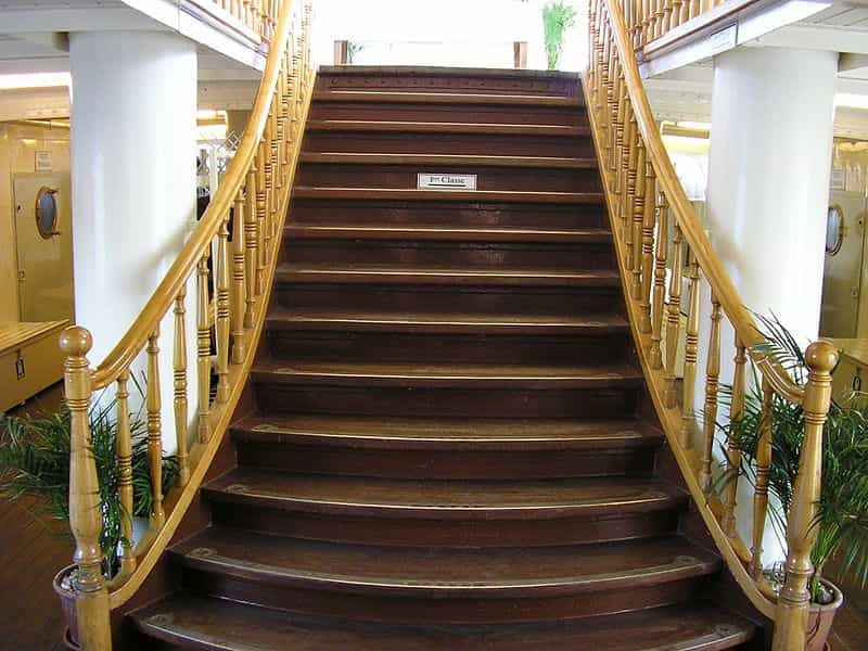 Le giron est la largeur d'une marche d'un escalier. © MHM-com, Wikimedia Commons CC by sa 3.0