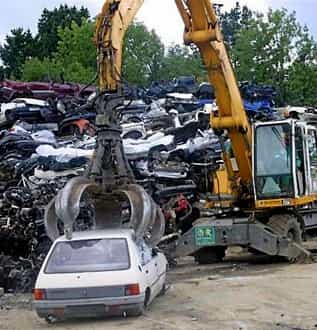 Un véhicule hors d'usage (VHU) doit être valorisé et recyclé. © Ouest France