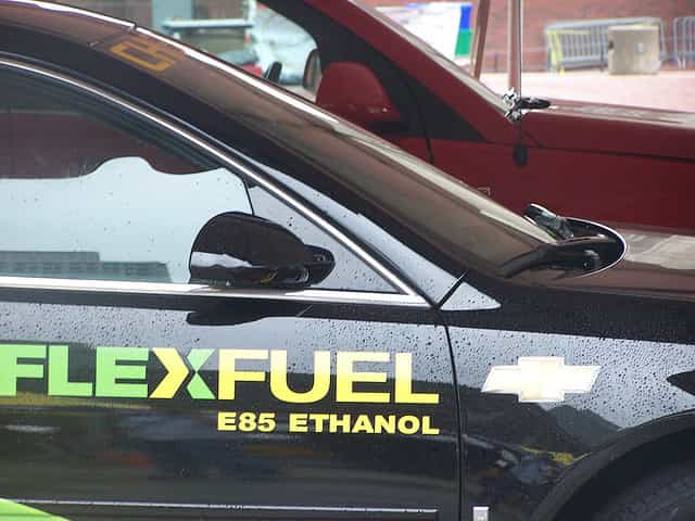 Cette Chevrolet est capable d’utiliser de l’essence conventionnelle comme du carburant alternatif : l’E85. © Jeff Egnaczyk CC by 2.0