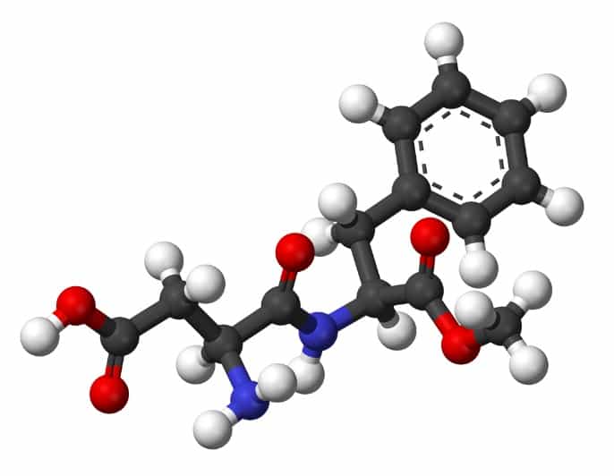 L'aspartame est un dipeptide utilisé comme édulcorant.© Benjah-bmm27, Wikimedia, domaine public