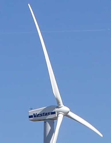 Les aérogénérateurs convertissent l’énergie éolienne mécanique en une énergie secondaire : l’électricité. © farlane, cc by nc 2.0