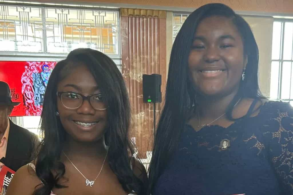 Ne'Kiya Jackson et Calcea Johnson ont impressionné la communauté mathématique en proposant une preuve « impossible » du théorème de Pythagore alors qu'elles n'étaient qu'en dernière année de lycée. © Calcea Johnson 