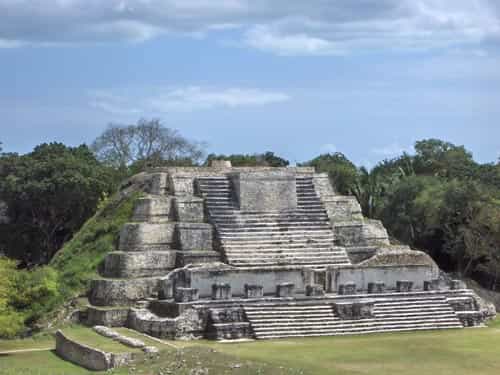 Une des causes de la disparition de la civilisation maya aurait pu être la perte de fertilité des sols. © Mableclaid, Wikimedia Commons, DP