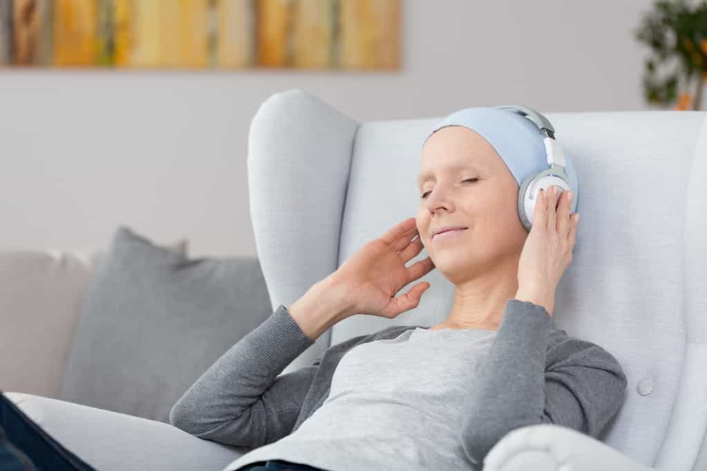 L'écoute de notre musique préférée, meilleure que les médicaments anti-nauséeux ? © Photographee.eu, Adobe Stock