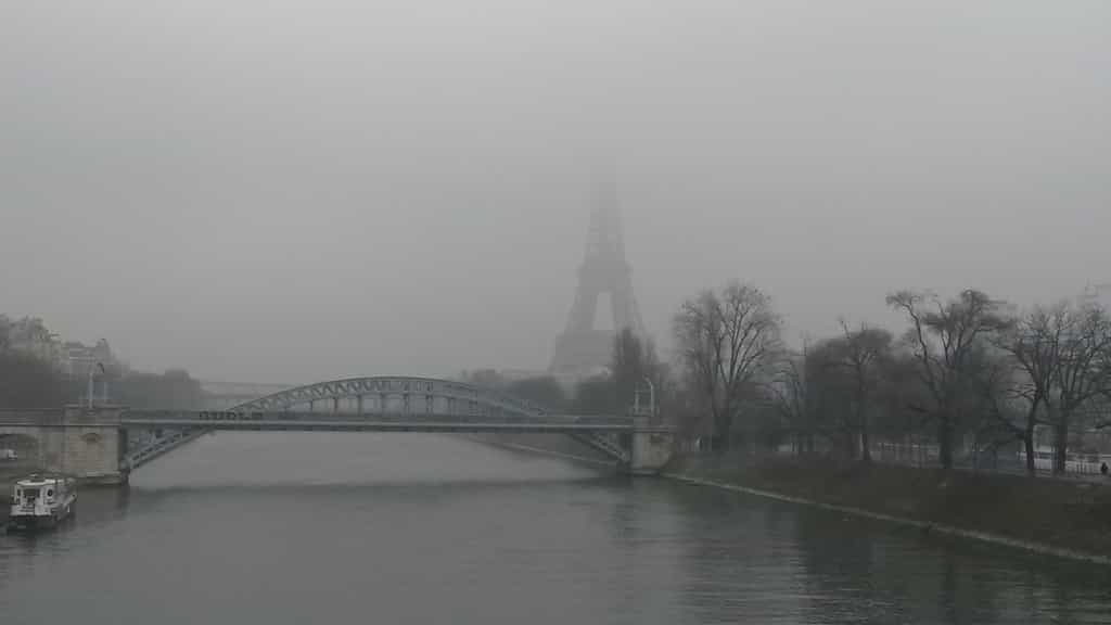 La moitié nord de la France est recouverte de grisaille depuis 3 semaines en raison d'un dôme de hautes pressions. © Silkabel/Pixabay
