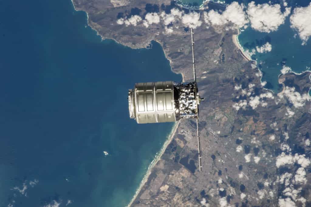 Cette première mission du système de transport d’Orbital Sciences à destination de l’ISS a ravi la Nasa. L'agence spatiale américaine peut donc désormais compter sur ses services et ceux de SpaceX pour ravitailler la Station. © Nasa
