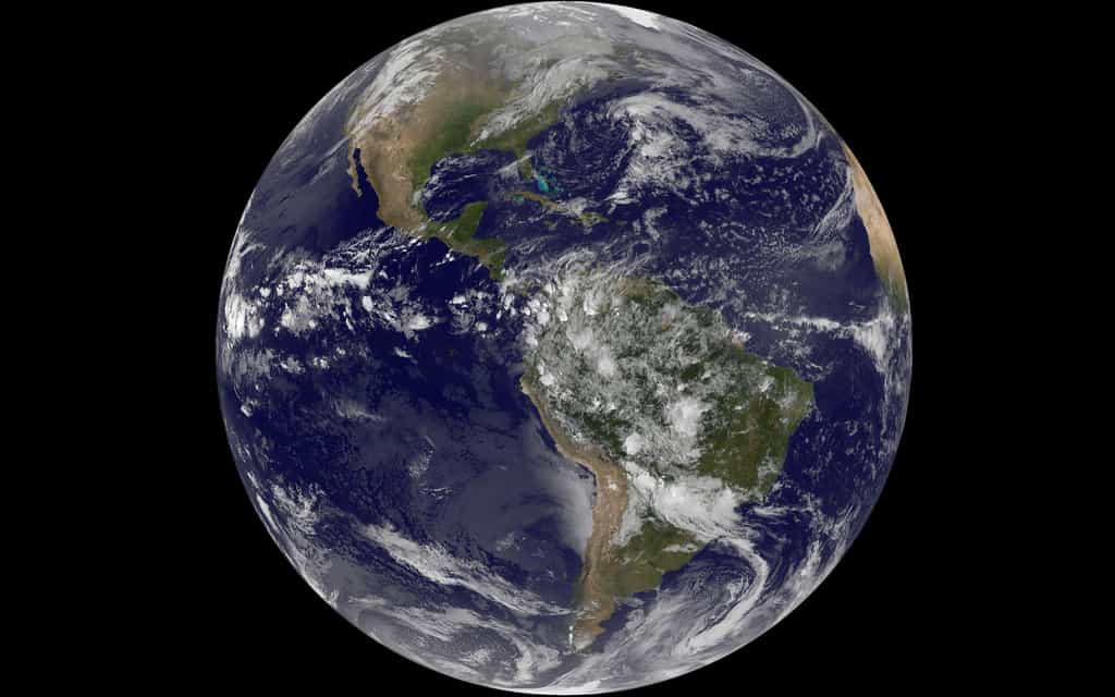Quiz : la planète Terre © NASA/NOAA/GOES
