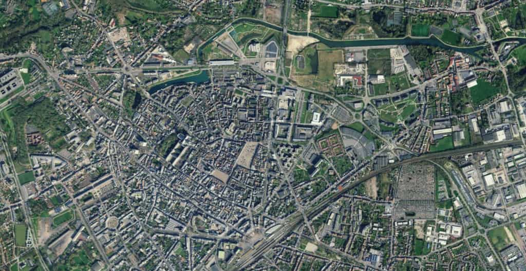 Une vue satellite de la ville d’Arras. © Apple Plans