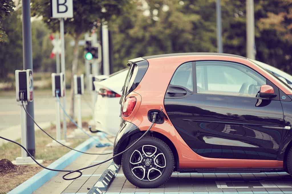 Le gouvernement accélère sur le réseau de recharge pour les voitures électriques. © Andreas160578/Pixabay