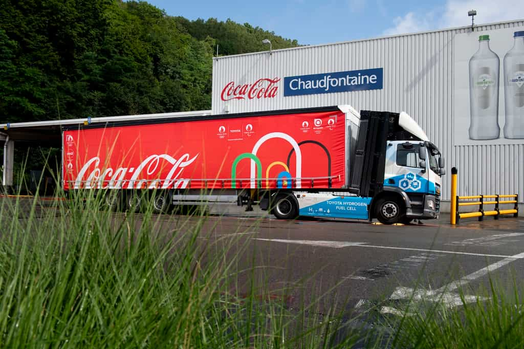 Essai de camions fonctionnant à l'hydrogène en collaboration avec Coca-Cola et Air Liquide. © Toyota