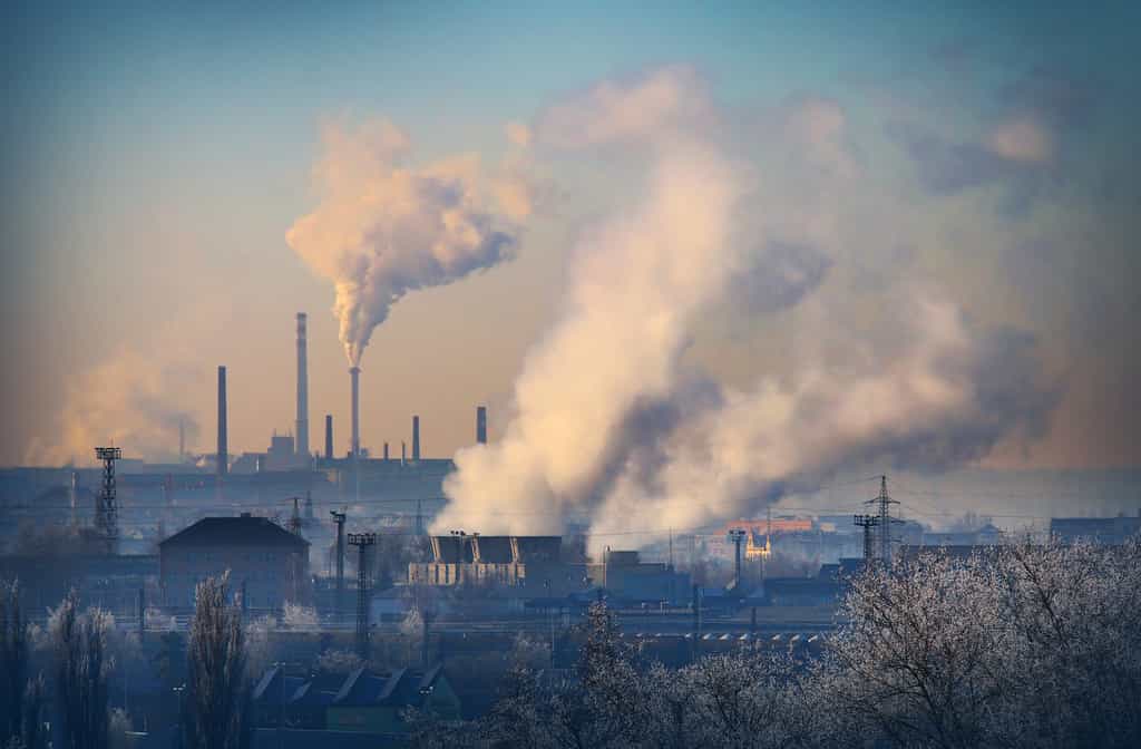 Les émissions de CO2 d'origine humaine n'ont cessé de croître depuis la révolution industrielle. © Kletr, fotolia