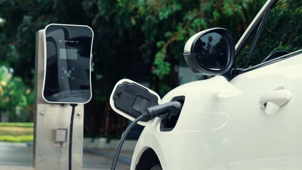 Les voitures électriques abordables en 2025 et les meilleurs modèles à prix mini. © Depositphotos
