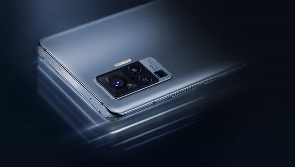 Vivo a intégré un système de stabilisation à cardan dans ses nouveaux smartphones X50 Pro et X50 Pro Plus © Vivo