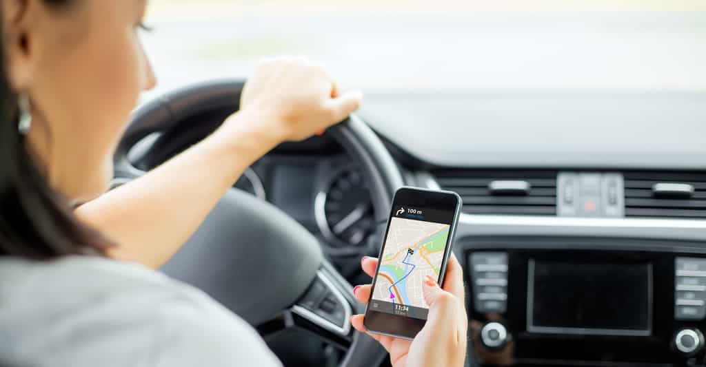 Waze est l’une des applications de navigation assistée les plus populaires. © Kaspars Grinvalds, Fotolia