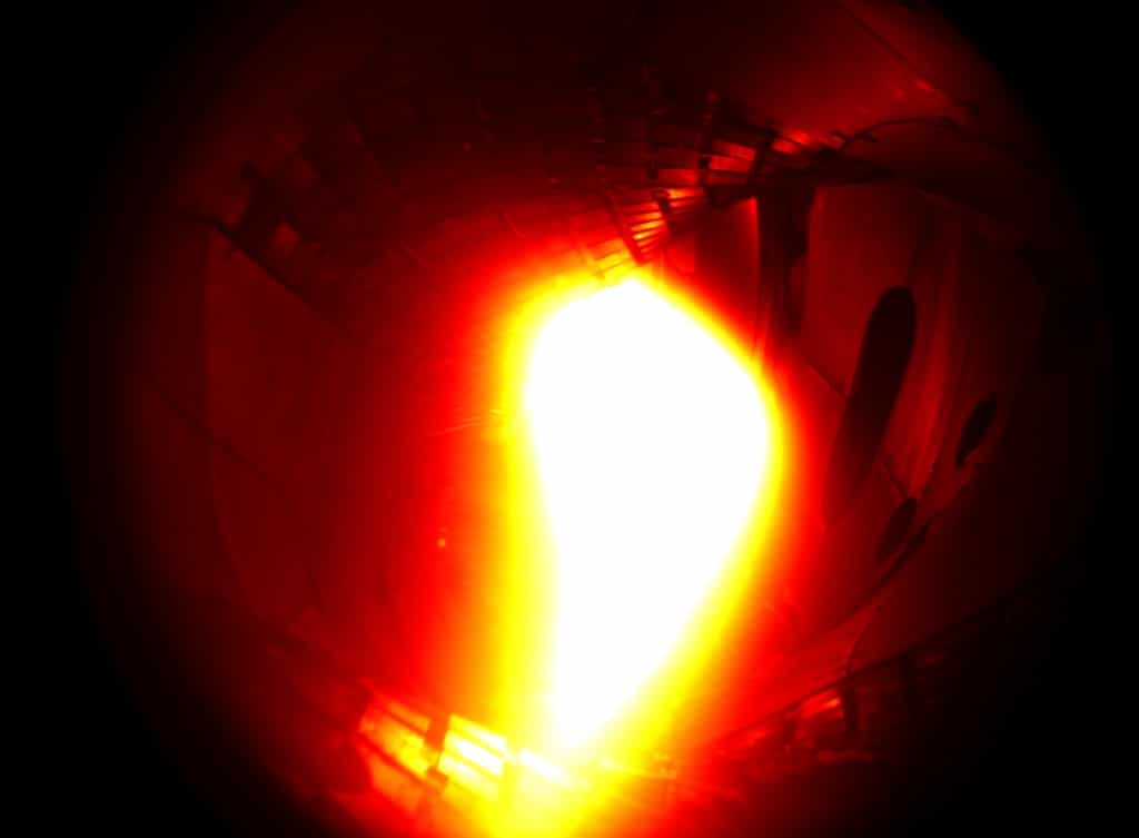 L’image, en fausses couleurs, montre le plasma chauffé à presque un million de kelvins obtenu le 10 décembre 2015 dans le stellarator Wendelstein 7-X. © Max-Planck-Institut für Plasmaphysik, IPP