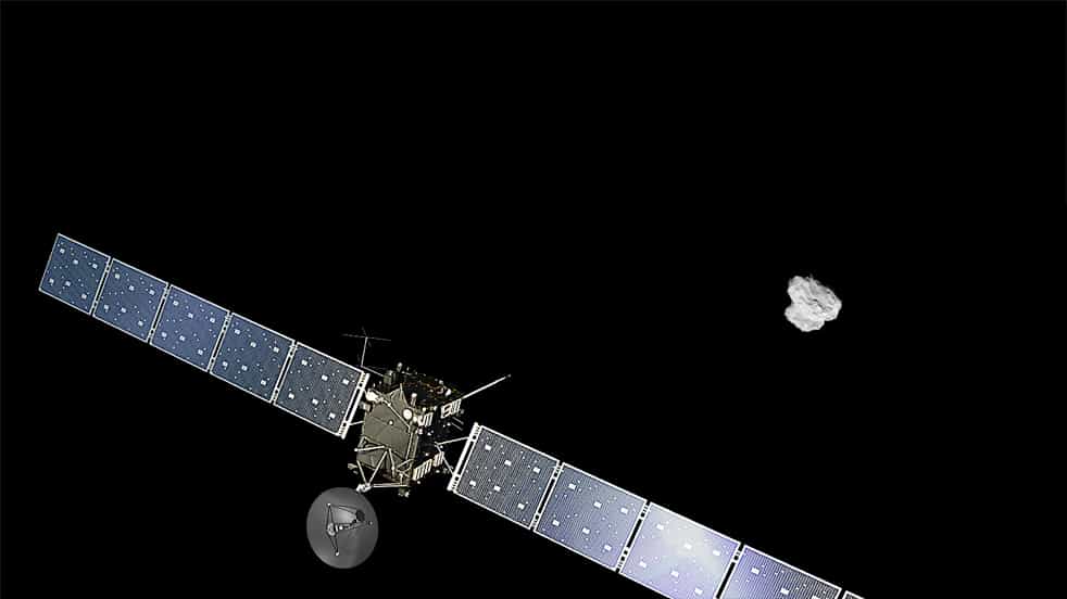 Illustration de la sonde spatiale Rosetta, quelques jours avant son arrivée le 6 août autour de la comète 67P/Churyumov-Gerasimenko. Photographiée à 500 km de distance, la double personnalité de ce corps glacé de 4 km se dévoile en détails. © Esa, Rosetta, NavCam