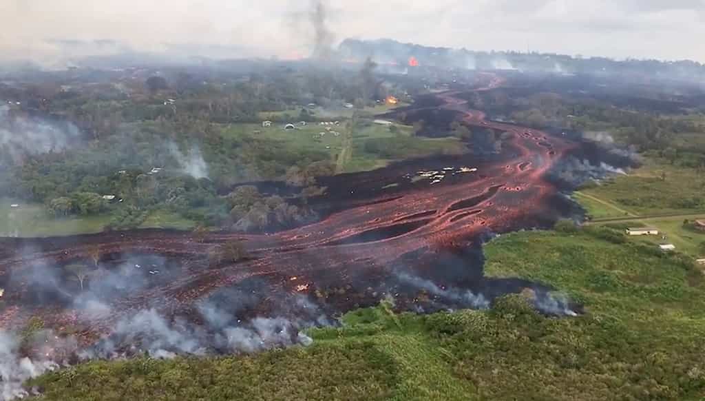 Éruption du volcan Kilauea : un spectacle de plus en plus intense