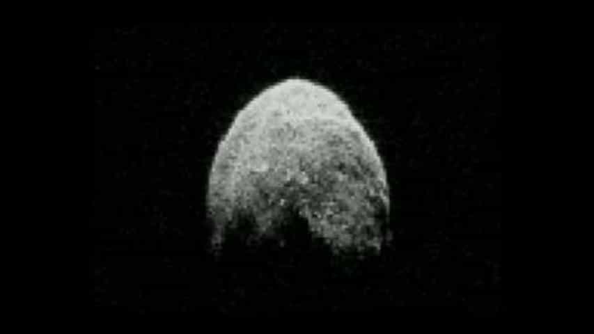 L'astéroïde 2005 YU55 fait son show