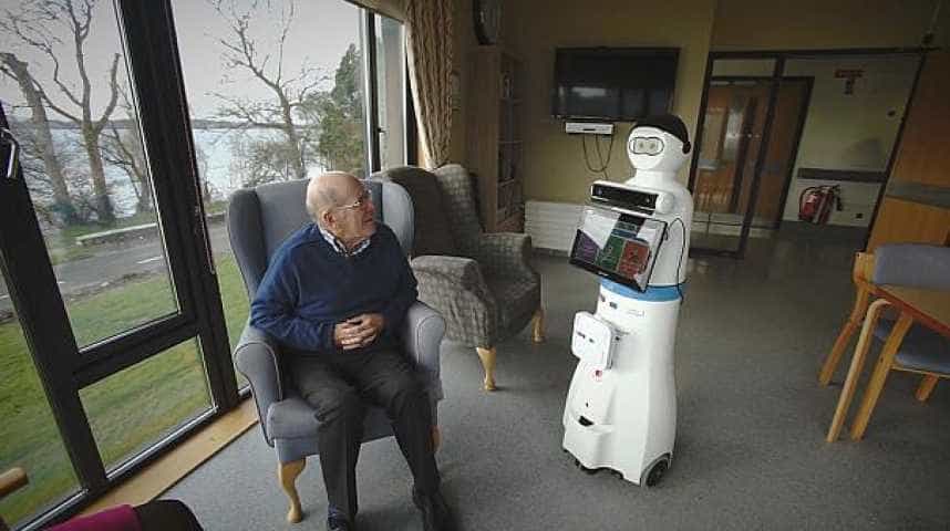 Futuris : un robot communicant pour les personnes atteintes de démence